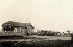 Извозчики у станции Щёлково. 1890-е гг. *jpg, 900×491, 66 Kb