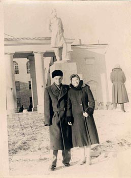 Памятник А.С.Пушкину. Фото 1958 год. *.jpg, 664×900, 74 Kb